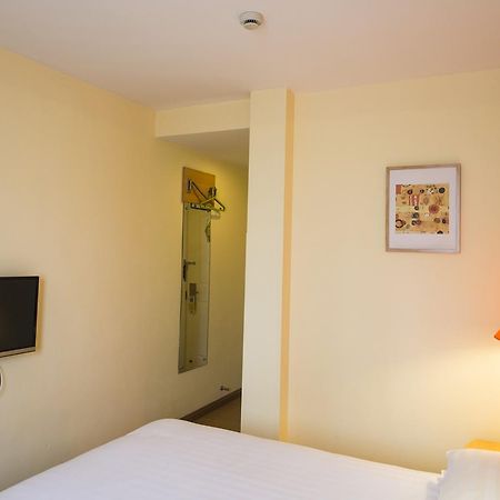 Home Inn Hangzhou North Zhongshan Road Fengqi Road Metro Station Extérieur photo