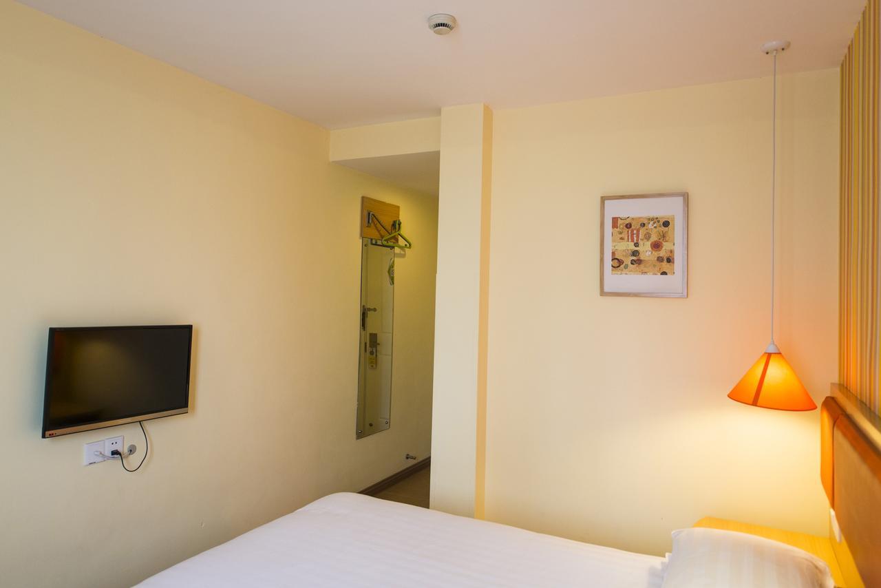 Home Inn Hangzhou North Zhongshan Road Fengqi Road Metro Station Extérieur photo